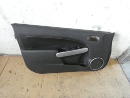 Boczek tapicerka lewa przód MAZDA 2 II DE 3D HB 07-10