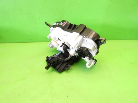 Panel sterowania nawiewem nawiewu klimatyzacji MAZDA 2 II DE 07-10