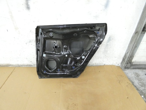 Drzwi prawe tył poszycie LZ7L AUDI A3 8P FL 5D SPORTBACK 08-13