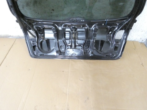 Klapa tył bagażnika + szyba tylna LZ7L AUDI A3 8P FL 5D SPORTBACK sline 08-