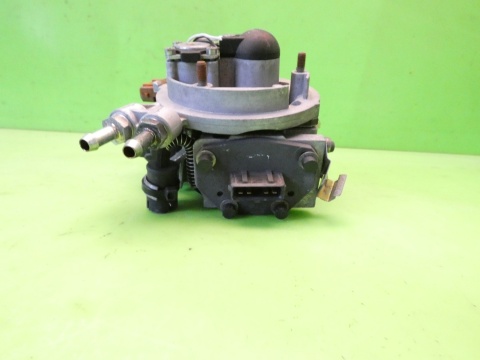 Monowtrysk przepustnica 050133015M 0438201081 AUDI 80 B4 2.0 8V ABT 91-96