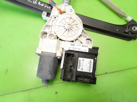 Mechanizm podnośnik szyby lewy przód AUDI A3 8P FL 5D SPORTBACK 08-13