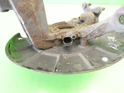 Zwrotnica piasta lewa przód AUDI A3 8P FL 1.4 TFSI 5D 08-13