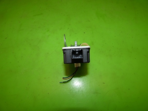 Moduł keyless centralnego zamka DH55675DZB MAZDA 2 II DE 1.3 07-10