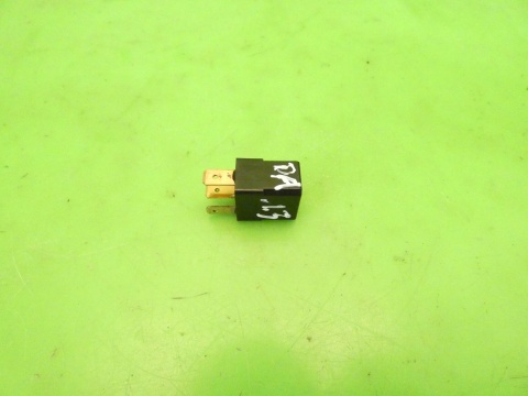 Przekaźnik NAIS 71818498 UM4667730 ACM33221 M39 MAZDA 2 II DE 1.3 07-10
