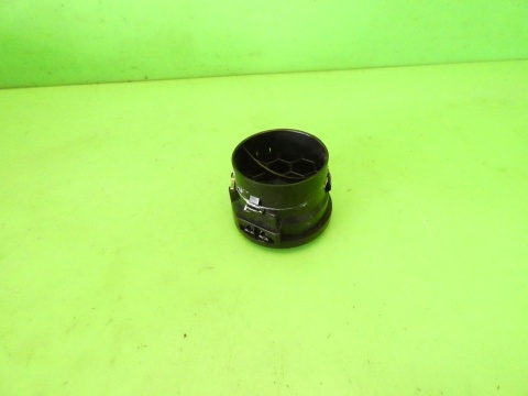 Kratka nawiewu prawa środek D651GM931 MAZDA 2 II DE 07-10