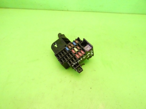 Skrzynka bezpieczników D65166730 MAZDA 2 II DE 1.3 07-10