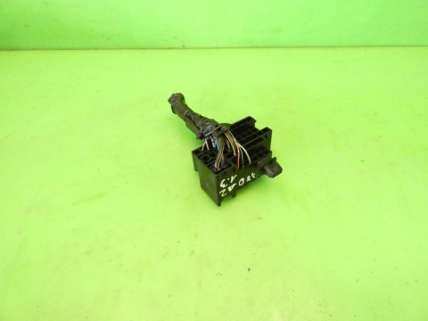 Skrzynka bezpieczników D65166730 MAZDA 2 II DE 1.3 07-10