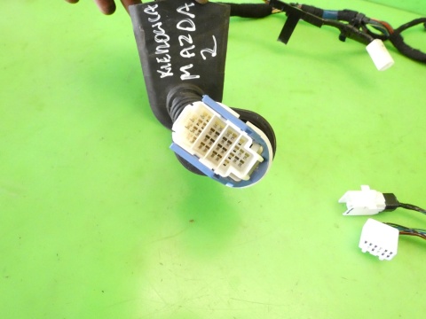 Wiązka instalacja drzwi lewa przód DJ0267190B MAZDA 2 II DE 3D 07-10