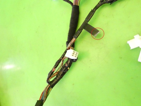 Wiązka instalacja drzwi lewa przód DJ0267190B MAZDA 2 II DE 3D 07-10