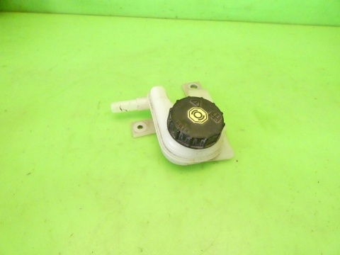Zbiorniczek płynu hamulcowego MAZDA 2 II DE 1.3 07-10