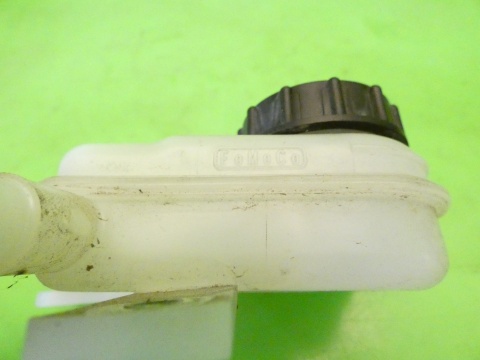 Zbiorniczek płynu hamulcowego MAZDA 2 II DE 1.3 07-10