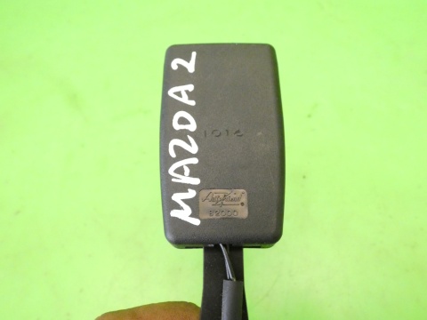 Zatrzask zapięcie pasa prawe przód MAZDA 2 II DE 3D 07-10