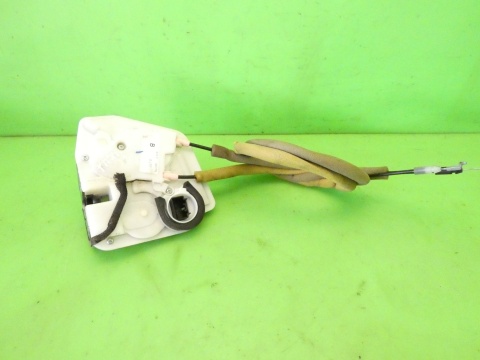 Centralny zamek prawy przód 4pin MAZDA 2 II DE 3D 07-10