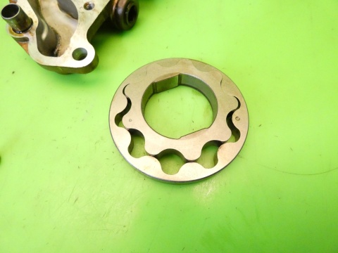 Pompa oleju olejowa MAZDA 2 II DE 1.3 ZJ 07-10