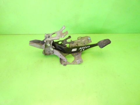 Pedał hamulca MAZDA 2 II DE 1.3 07-10