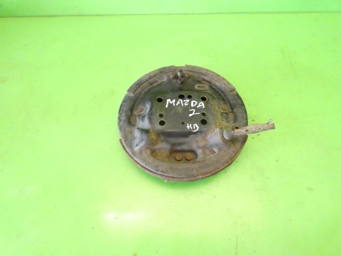 Tarcza kotwiczna lewa tył pod bębny MAZDA 2 II DE HB 1.3 07-10