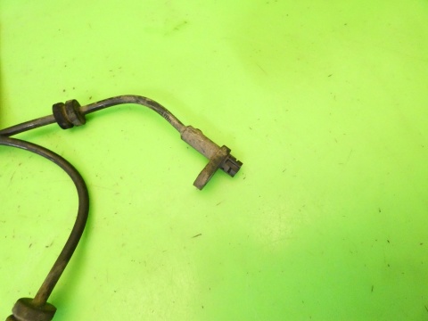 Czujnik abs prawy tył D6514371Y MAZDA 2 II DE 1.3 07-10