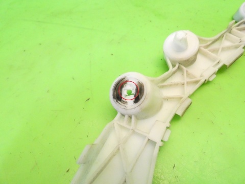 Ślizg zderzaka prawy tył MAZDA 2 II DE 1.3 3D HB 07-10