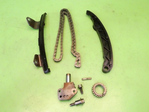 Rozrząd łańcuch ślizgi napinacz MAZDA 2 II DE 1.3 ZJ 07-10