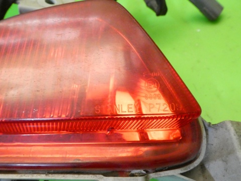 Lampka przeciwmgłowa lewa tył DF7151660 MAZDA 2 II DE 3D HB 07-10