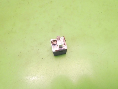 Przekaźnik 4RA003510-70 VW LT II LT46 2.5 TDI 96-06