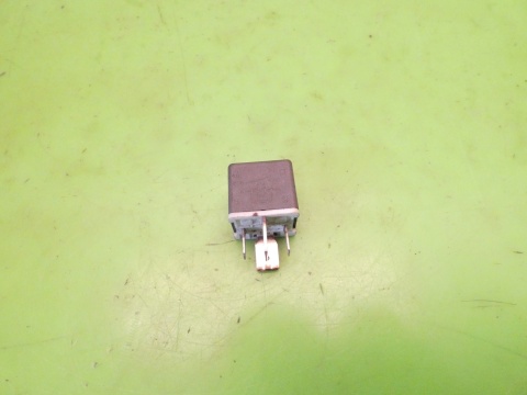 Przekaźnik 4RA003510-70 VW LT II LT46 2.5 TDI 96-06