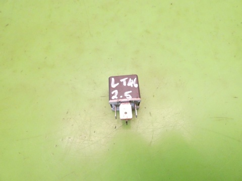 Przekaźnik 4RA003510-70 VW LT II LT46 2.5 TDI 96-06