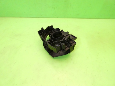 Mocowanie uchwyt przełączników DF7166120BMAZDA 2 II DE 07-10