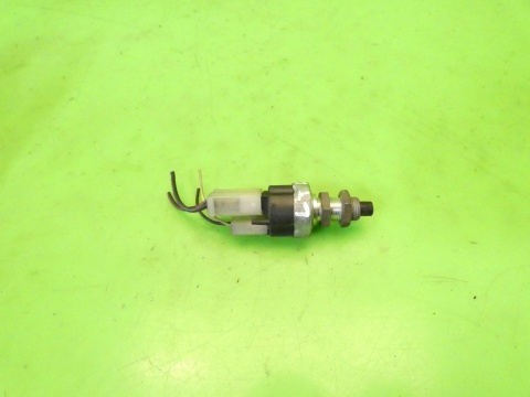 Czujnik świateł stop pedału hamulca 0005459809 VW LT II LT46 2.5 TDI 96-06