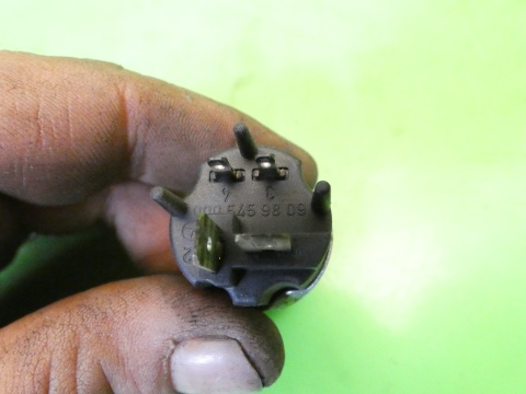 Czujnik świateł stop pedału hamulca 0005459809 VW LT II LT46 2.5 TDI 96-06