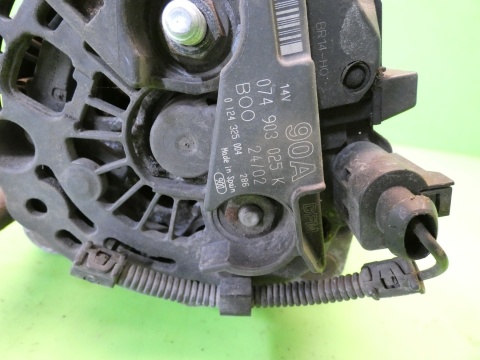 Alternator 074903025K 0124325004 90A VW LT II LT46 2.5 TDI 96-06