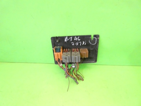 Skrzynka bezpieczników zaślepka klapka podstawy fotela VW LT II LT46 2.5 TDI 96-06