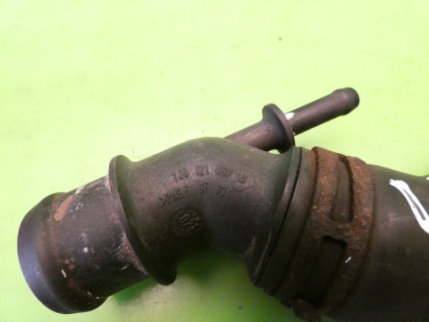 Króciec wody 1J0121087B VW LT II LT46 2.5 TDI 96-06
