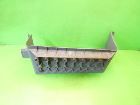 Stopień schodek prawy przód A9016861628 VW LT II LT46 96-06