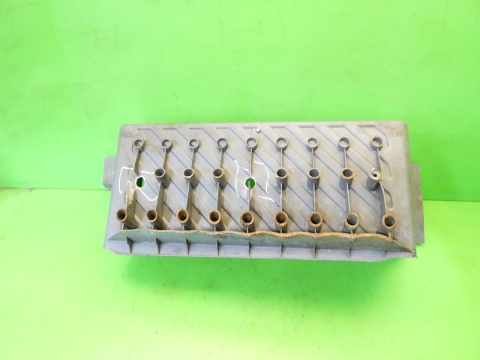 Stopień schodek lewy przód A9016861528 VW LT II LT46 96-06