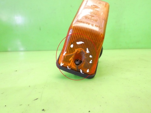 Kierunkowskaz lewy boczny w błotnik Hella VW LT II LT46 96-06