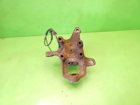 Zwrotnica piasta prawa przód VW LT II LT46 2.5 TDI 96-06