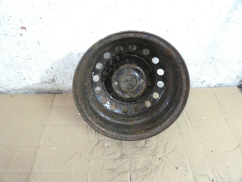 Felga stalowa 15 15x6 4x114,3 ET45 NISSAN ALMERA N16