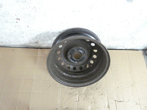 Felga stalowa 15 15x6 4x114,3 ET45 NISSAN ALMERA N16