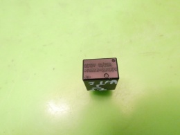 Przekaźnik DC12V 10/20A CHEVROLET CAPTIVA I C140 FL 2.2 D 13-15