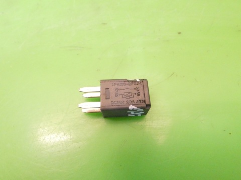 Przekaźnik DC12V 20A CHEVROLET CAPTIVA I C140 FL 2.2 D 13-15