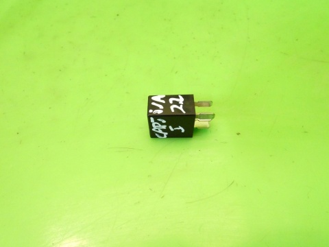 Przekaźnik DC12V 35A CHEVROLET CAPTIVA I C140 FL 2.2 D 13-15