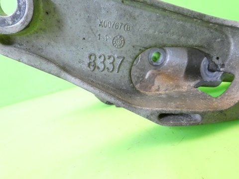 Łapa wspornik skrzyni X00767B CHEVROLET CAPTIVA I C140 FL 2.2 D 13-15