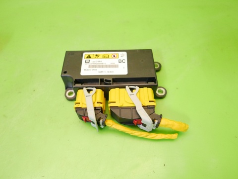 Moduł sensor poduszek airbag 13587444 CHEVROLET CAPTIVA I C140 FL 13-15