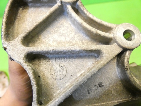 Pompa wody obudowa termostatu CHEVROLET CAPTIVA I C140 FL 2.2 D 13-15