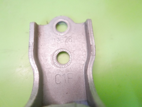 Zawias drzwiowy lewy przód góra GAN CHEVROLET CAPTIVA I C140 FL 13-15