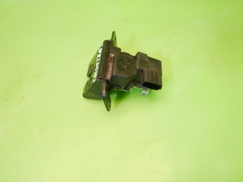 Centralny zamek klapy tył bagażnika 4pin CHEVROLET CAPTIVA I C140 FL 13-15