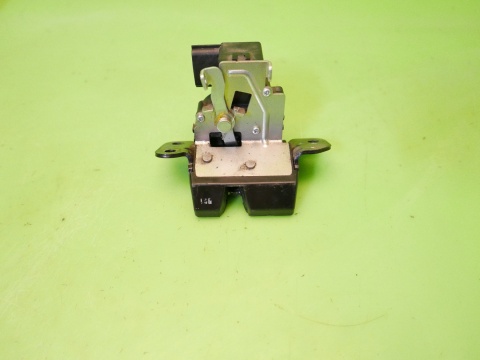 Centralny zamek klapy tył bagażnika 4pin CHEVROLET CAPTIVA I C140 FL 13-15