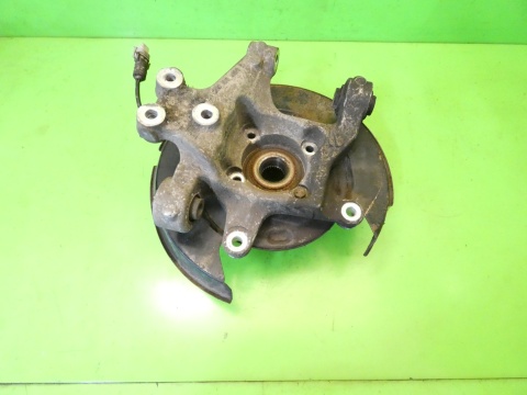 Zwrotnica piasta lewa tył tarcza kotwiczna CHEVROLET CAPTIVA I C140 FL 4x4